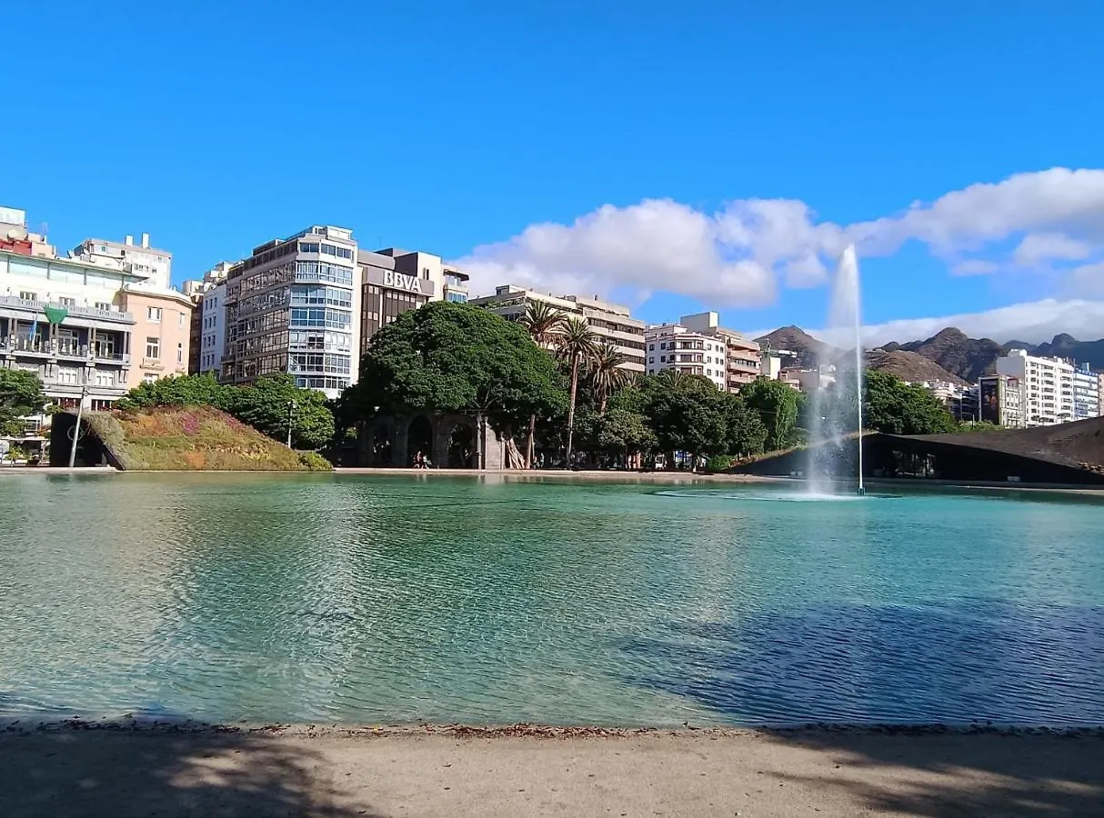 Center Santa Cruz, Alojamiento Centrico Con Gran Terraza, Cocina , Salon Y Banos, Todo Privado 스페인